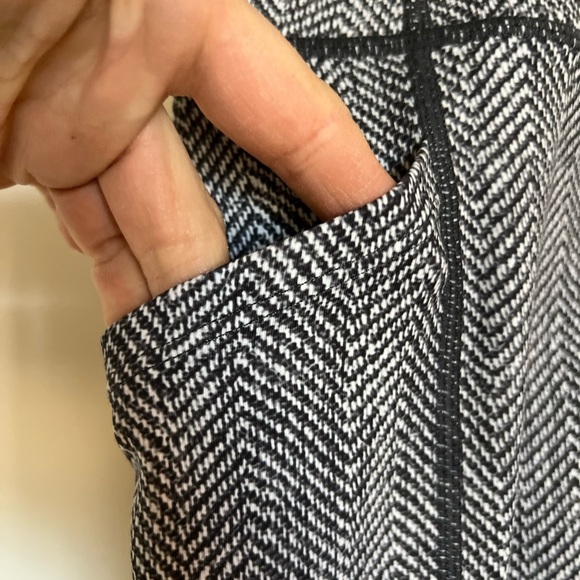 KIAVA capri leggings with pockets xl - Picture 4 of 6